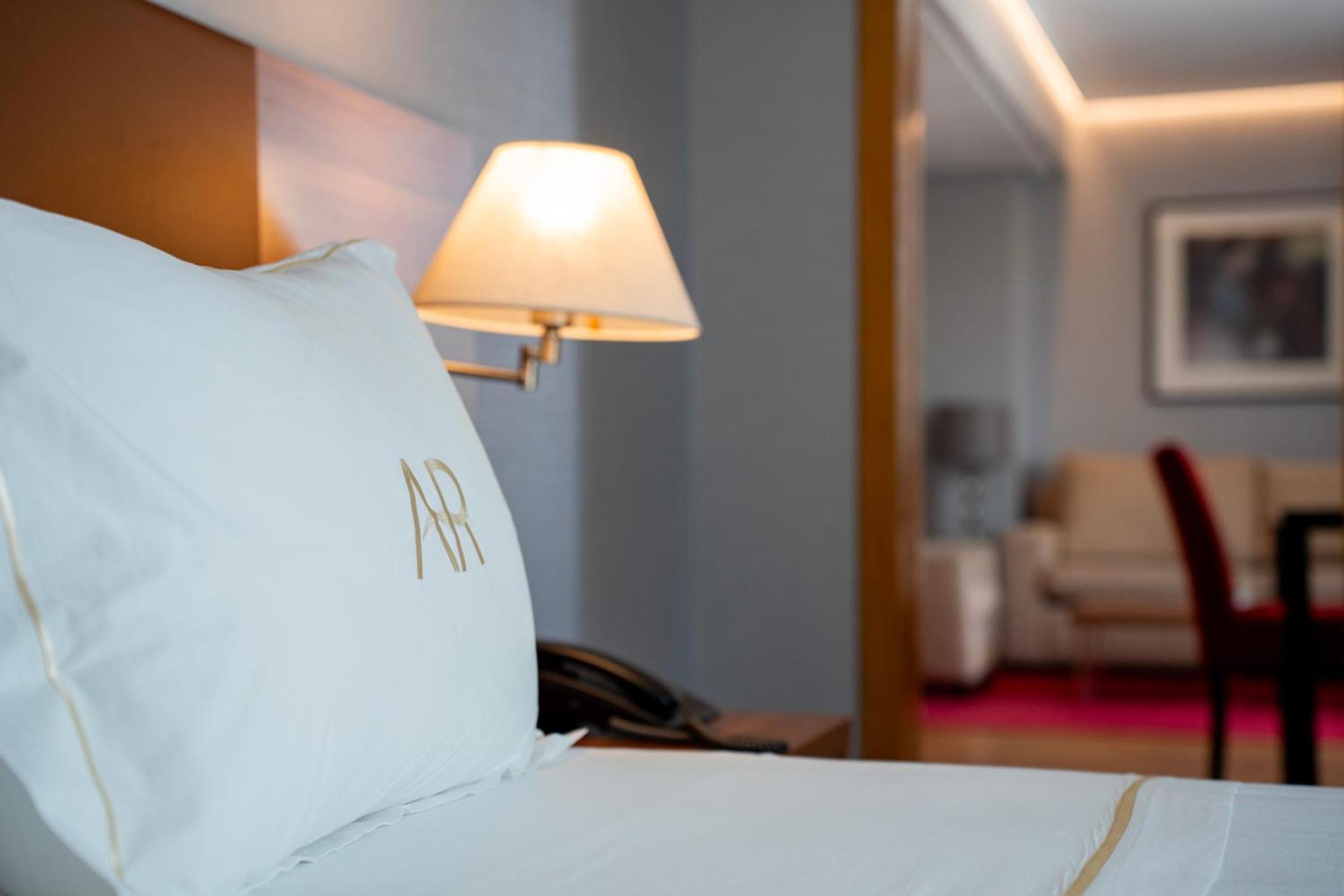 Aparto-Hotel Rosales Madryt Zewnętrze zdjęcie
