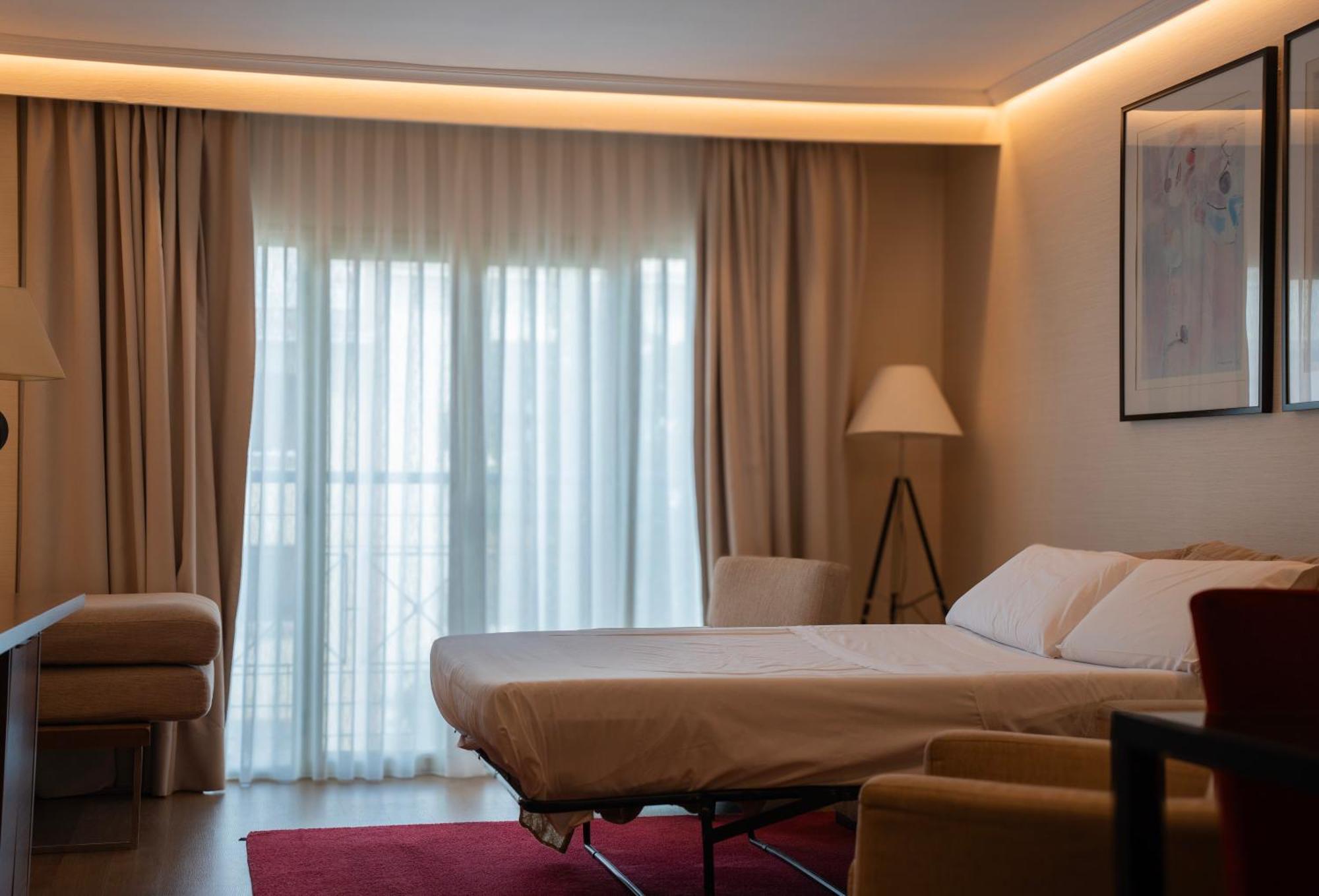 Aparto-Hotel Rosales Madryt Zewnętrze zdjęcie